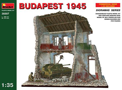 MNINIART BUDAPEST 1945 DIORAMA 1/35