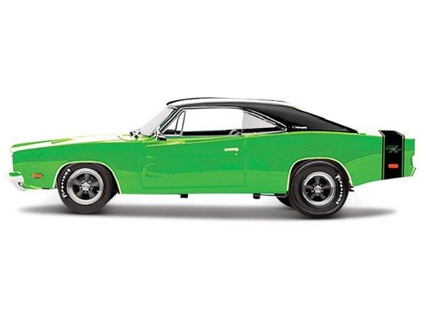 MAISTO \'69 DODGE CHARGER GRN/BLK 1/18