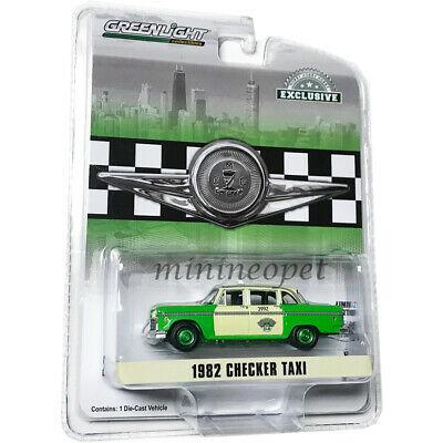 GREENLIGHT \'82 CHECK. CHICAGO TAXI 1/64