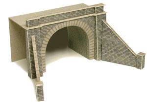 METCALFE TUNNEL ENTRANCE DOUBLE \'N\'
