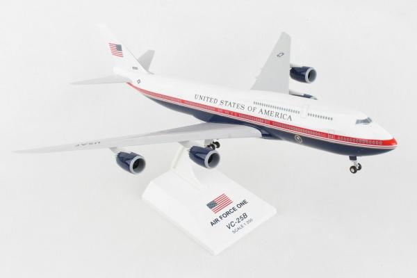 SKYMARKS 747-8 AIR FORCE ONE 1/200
