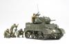 TAMIYA M5A1 WITH 4 FIGS 1/3